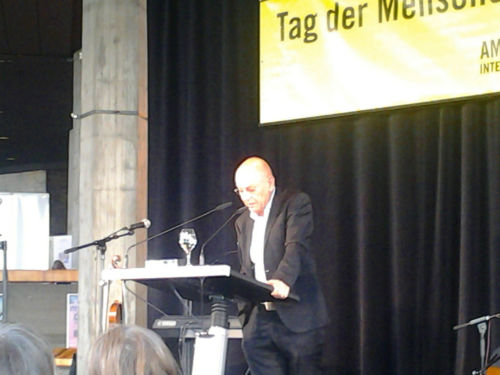 Schriftsteller Gert Heidenreich beim Tag der Menschenrechte 2015 in Ingolstadt
